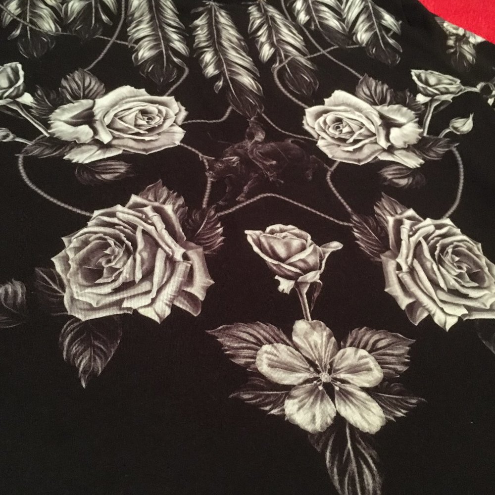 Zara Man T-Shirt Size Small 👀👕 - Picture 2 of 9